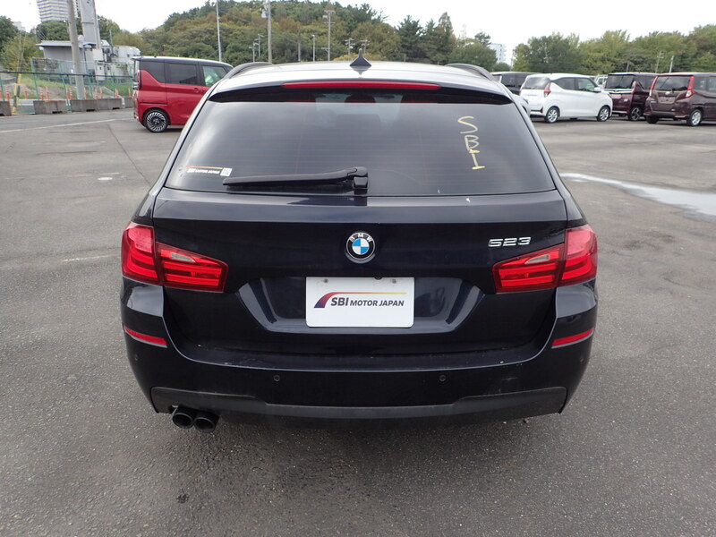 5 SERIES