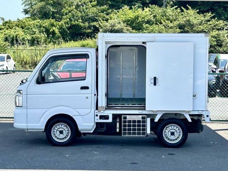 CARRY TRUCK
