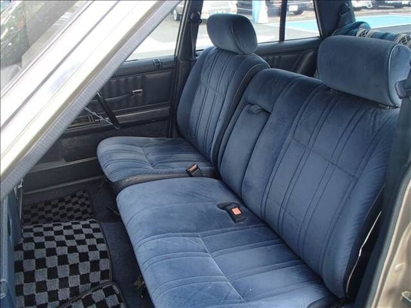 GLORIA WAGON