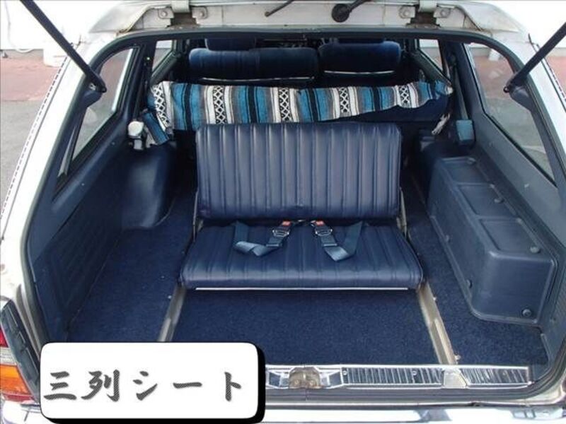 GLORIA WAGON