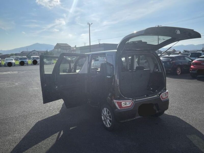 WAGON R