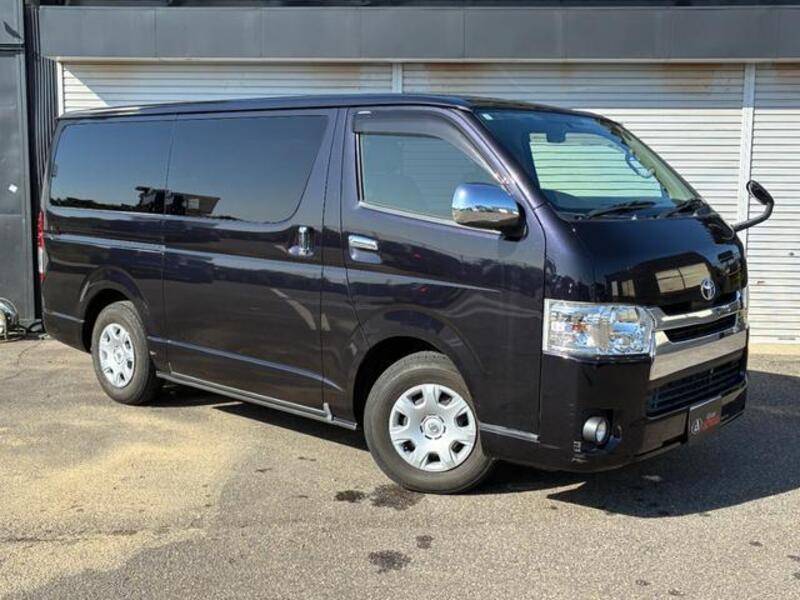 HIACE VAN