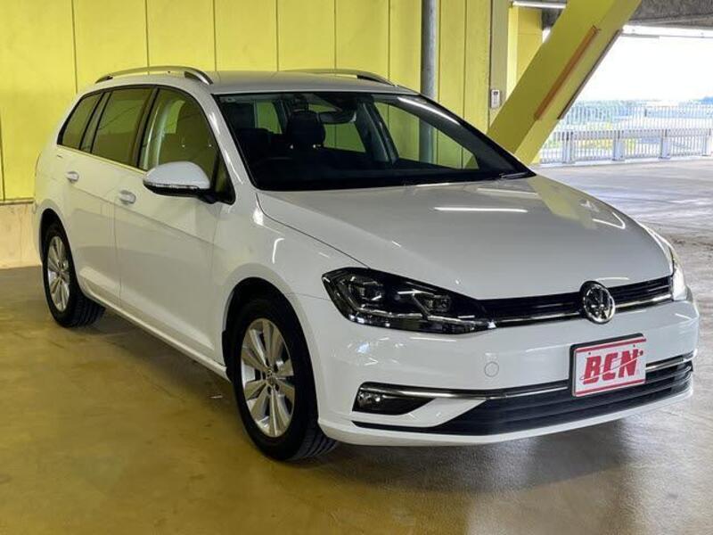 GOLF VARIANT