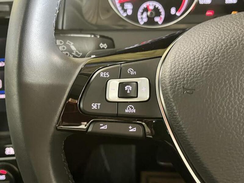 GOLF VARIANT