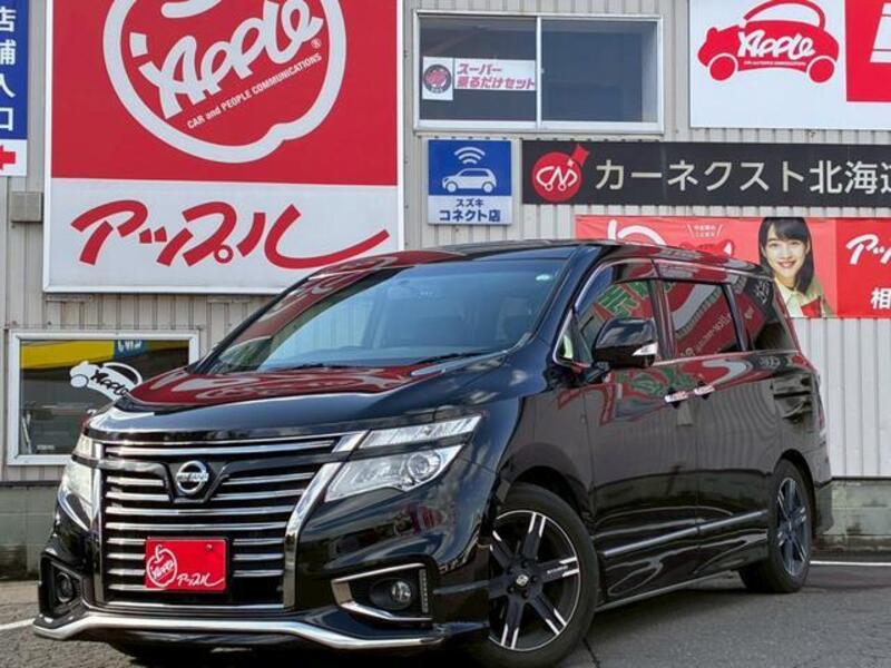 NISSAN ELGRAND