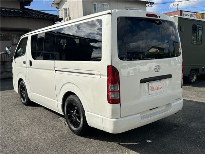 HIACE VAN