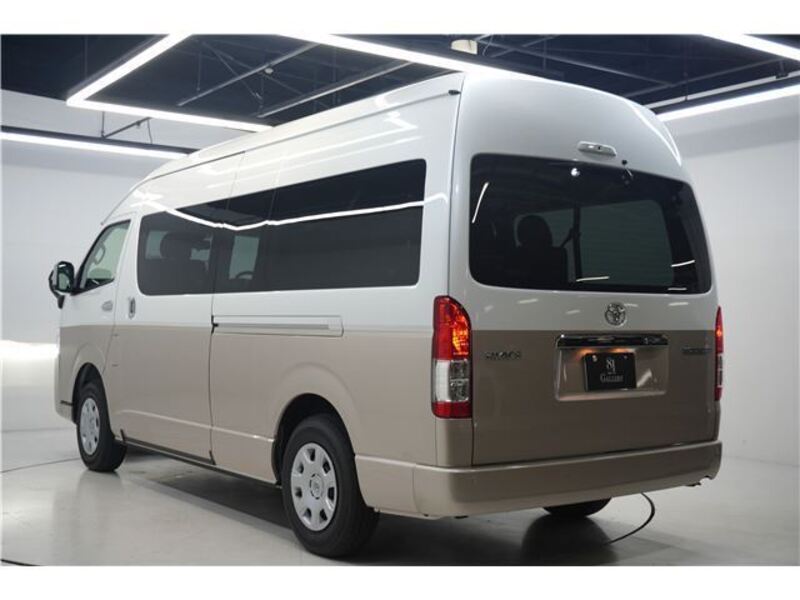 HIACE