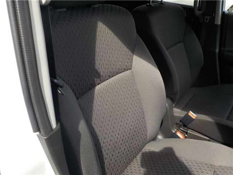 DELICA D2