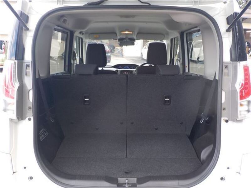 DELICA D2