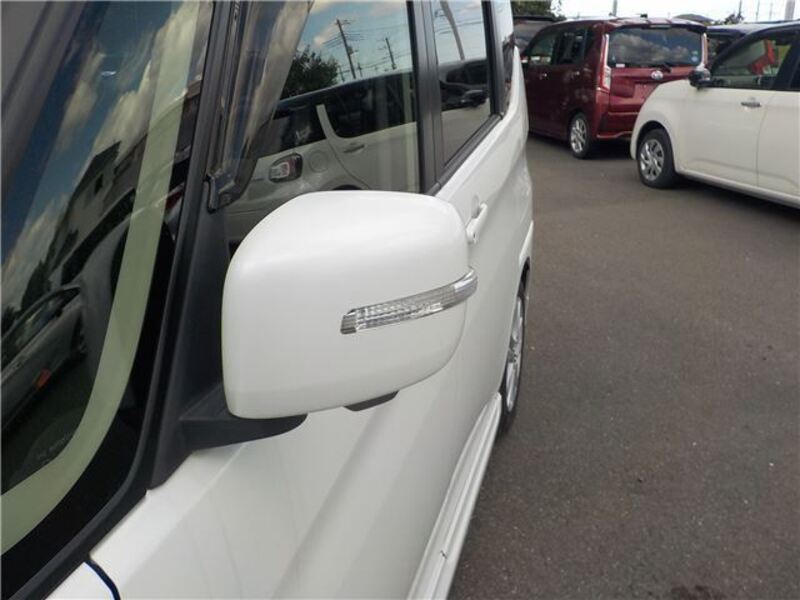 DELICA D2