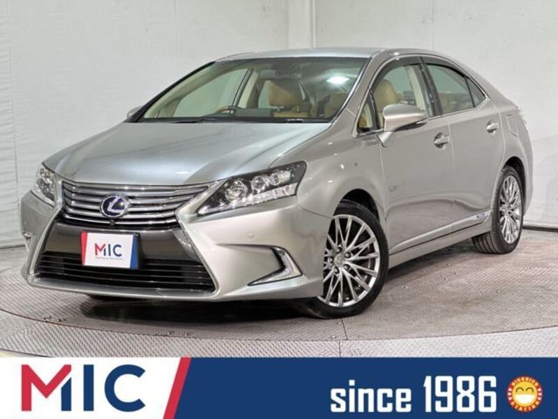 LEXUS HS