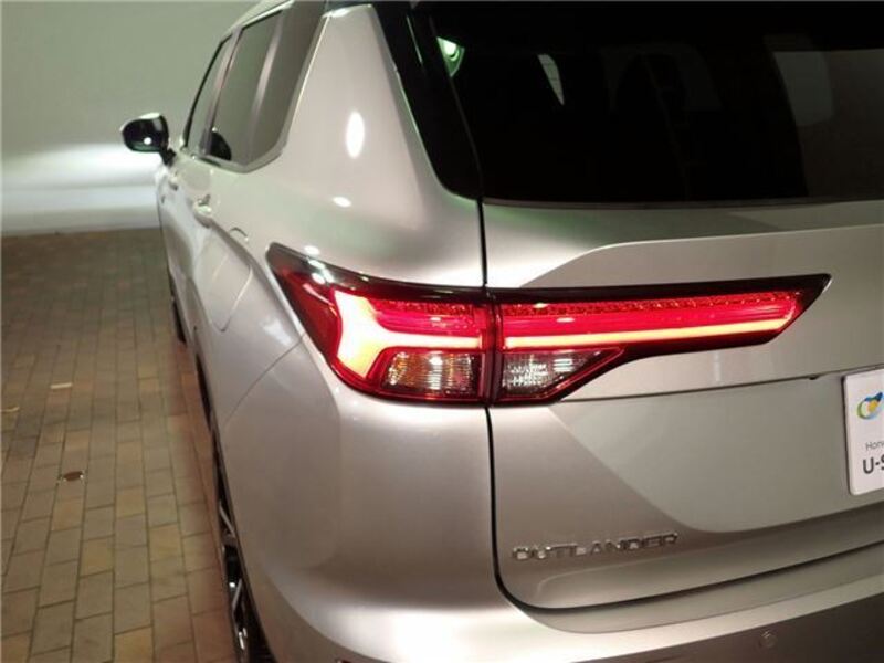 OUTLANDER PHEV