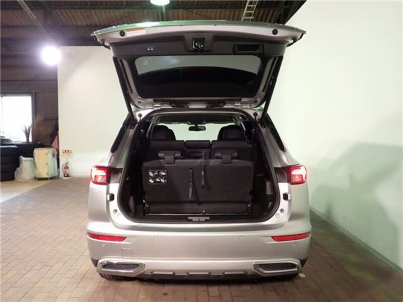 OUTLANDER PHEV