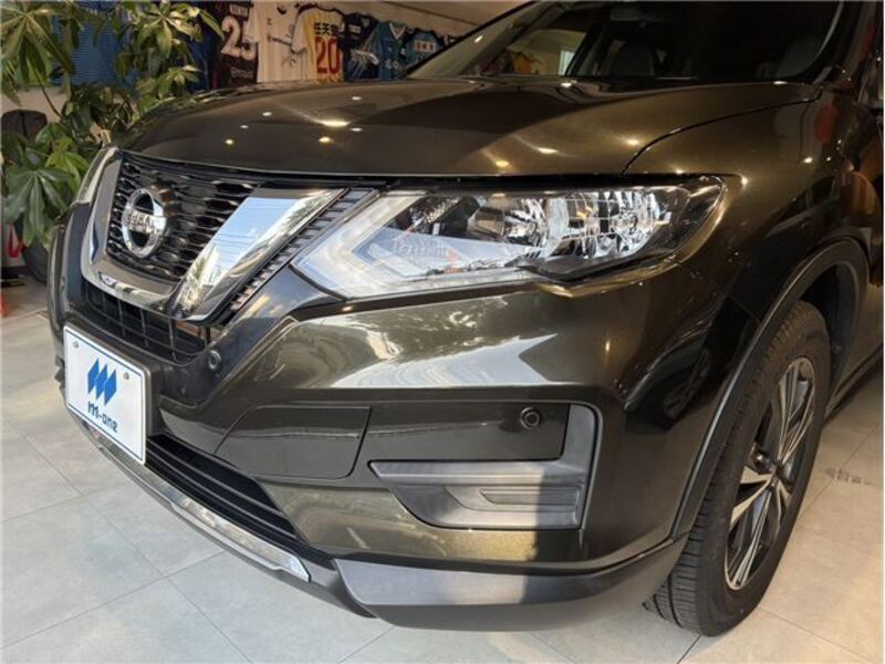 X-TRAIL