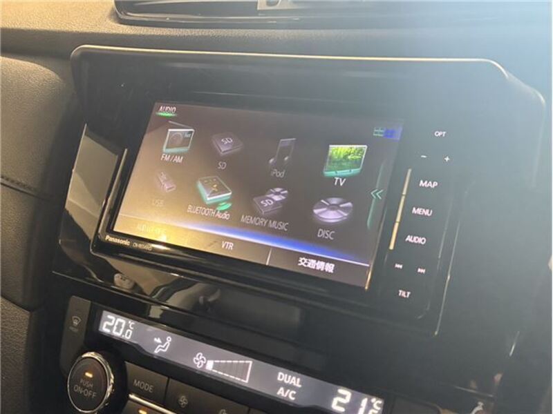 X-TRAIL