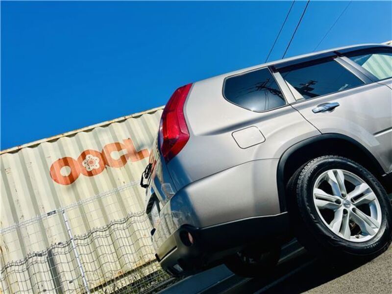 X-TRAIL