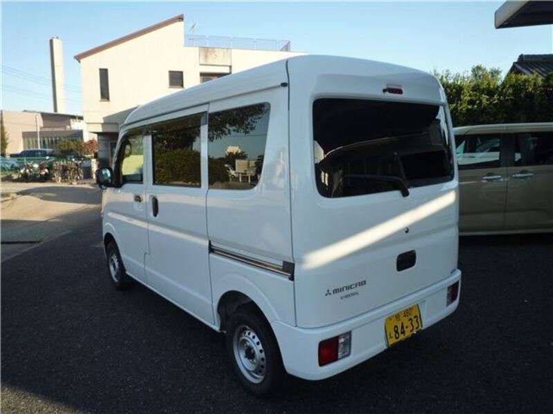 MINICAB VAN