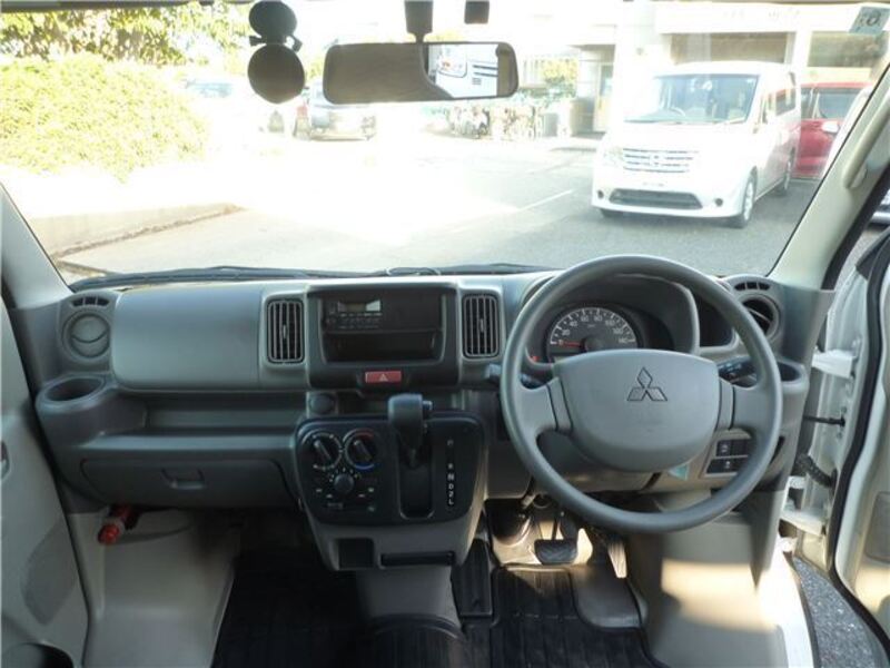 MINICAB VAN