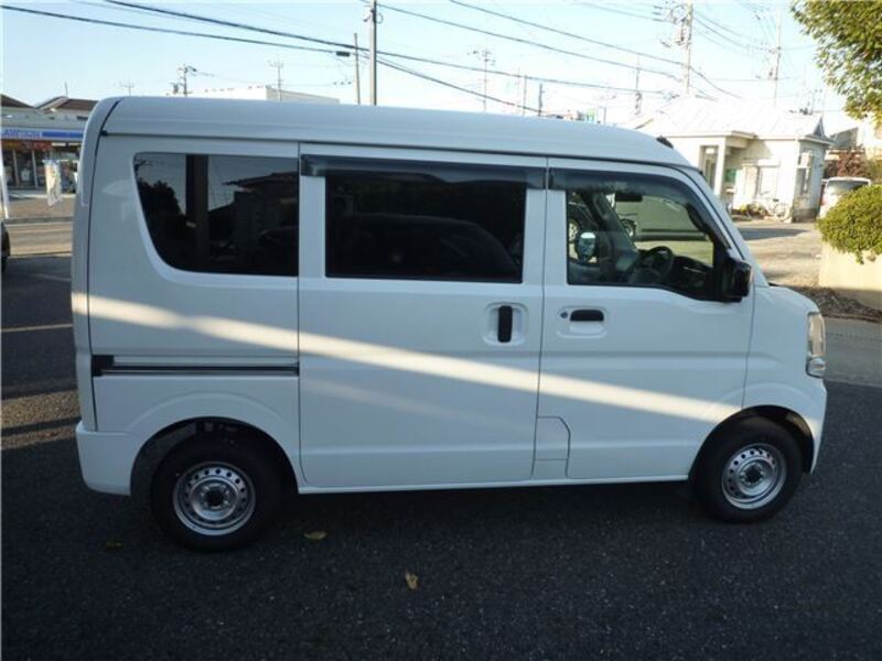 MINICAB VAN
