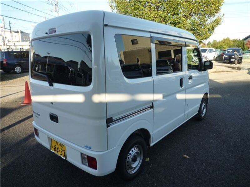 MINICAB VAN