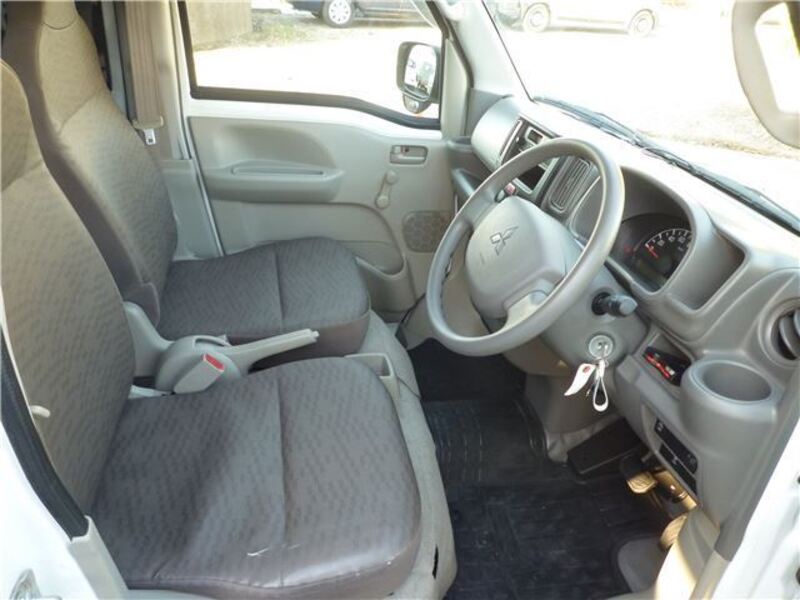 MINICAB VAN