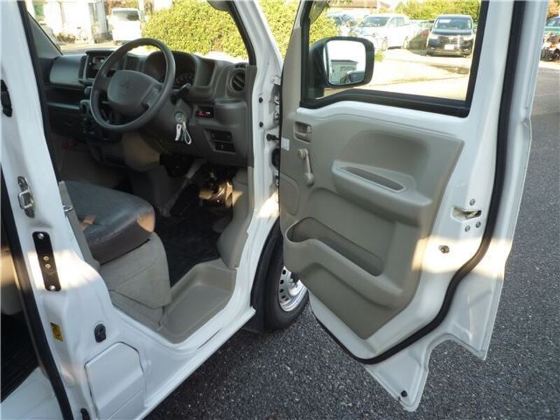 MINICAB VAN