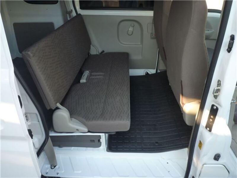 MINICAB VAN