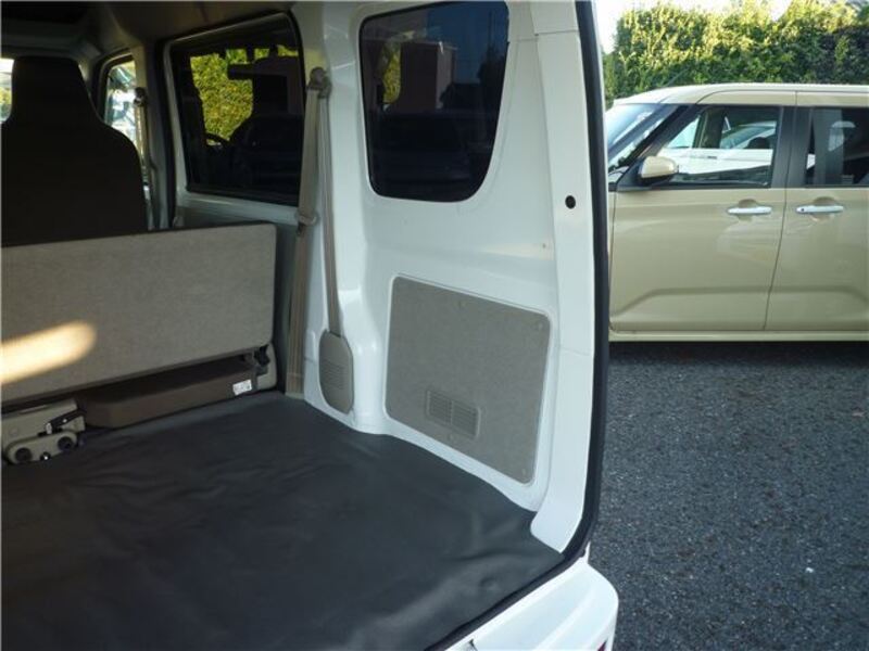 MINICAB VAN