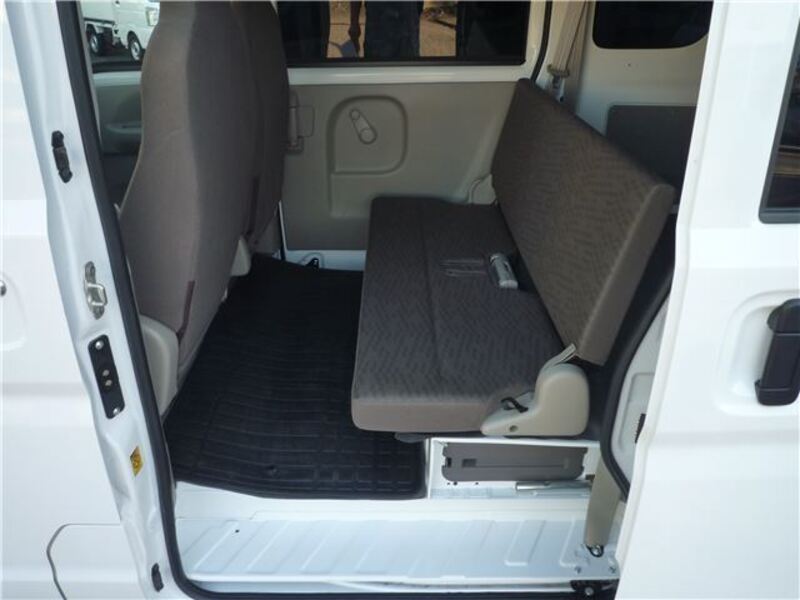 MINICAB VAN