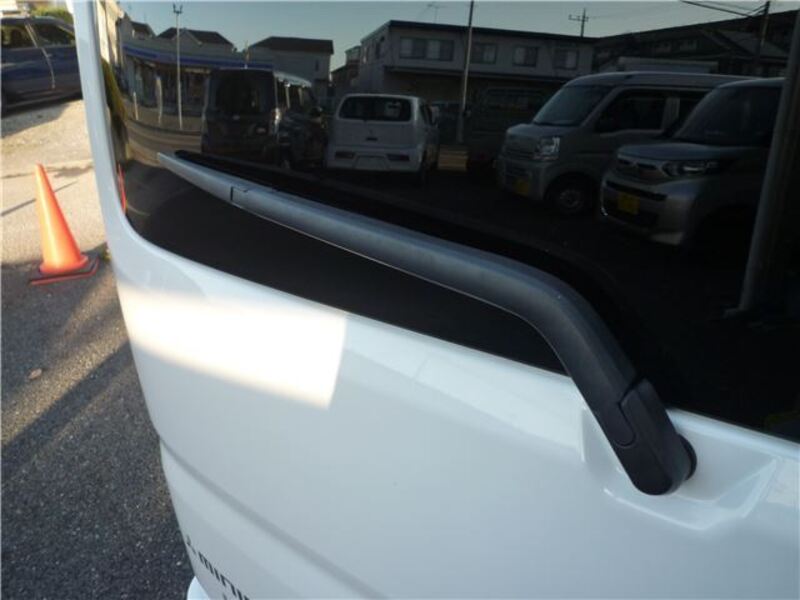 MINICAB VAN