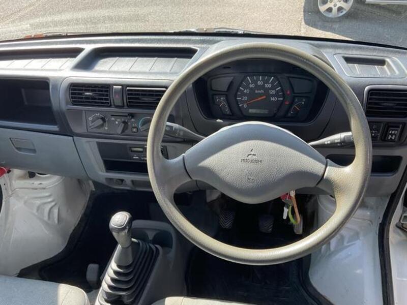 MINICAB TRUCK