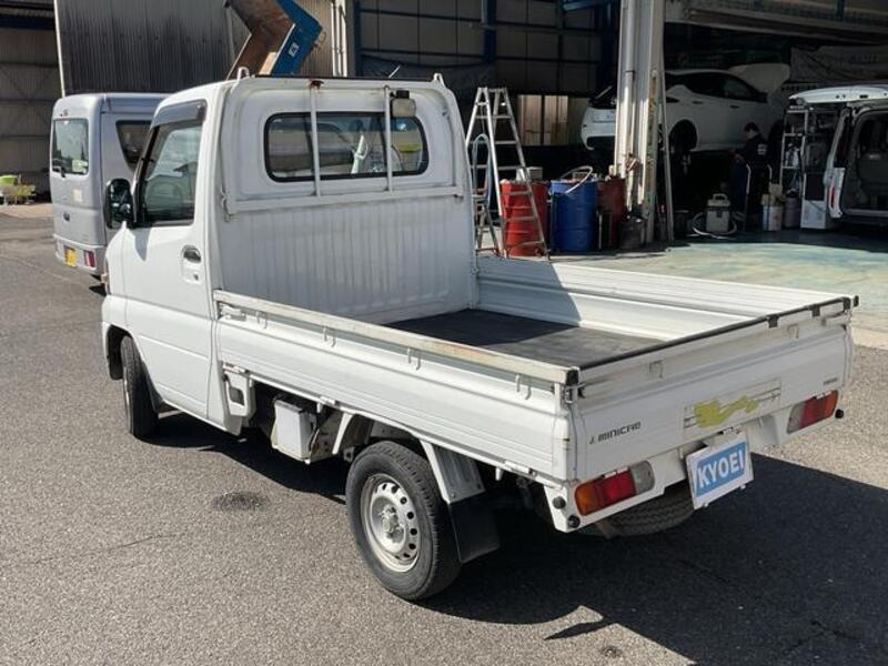MINICAB TRUCK