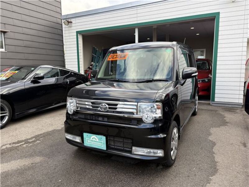 TOYOTA PIXIS SPACE