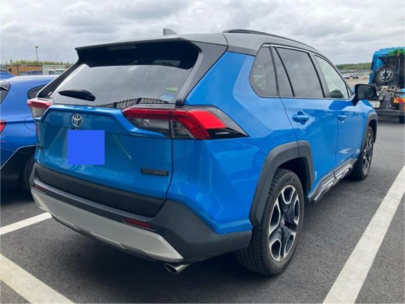 RAV4