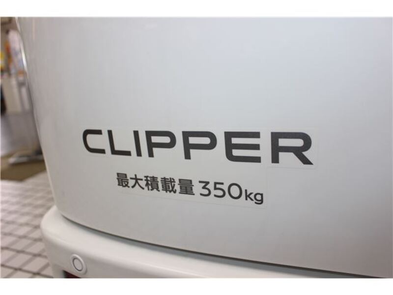 CLIPPER VAN