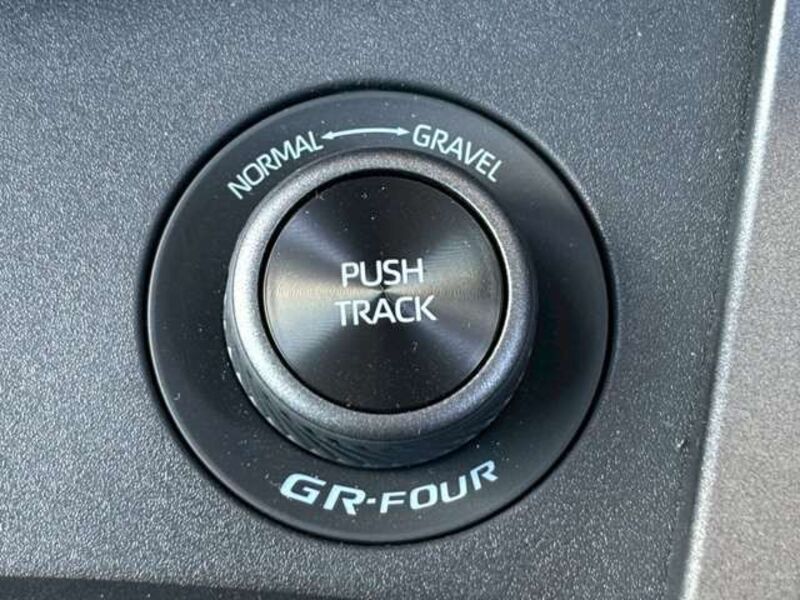 GR YARIS