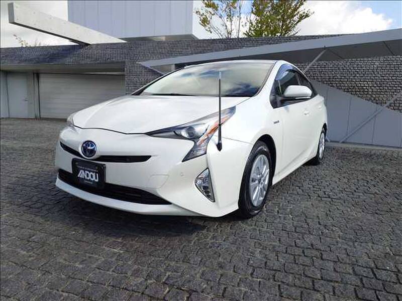 PRIUS-0