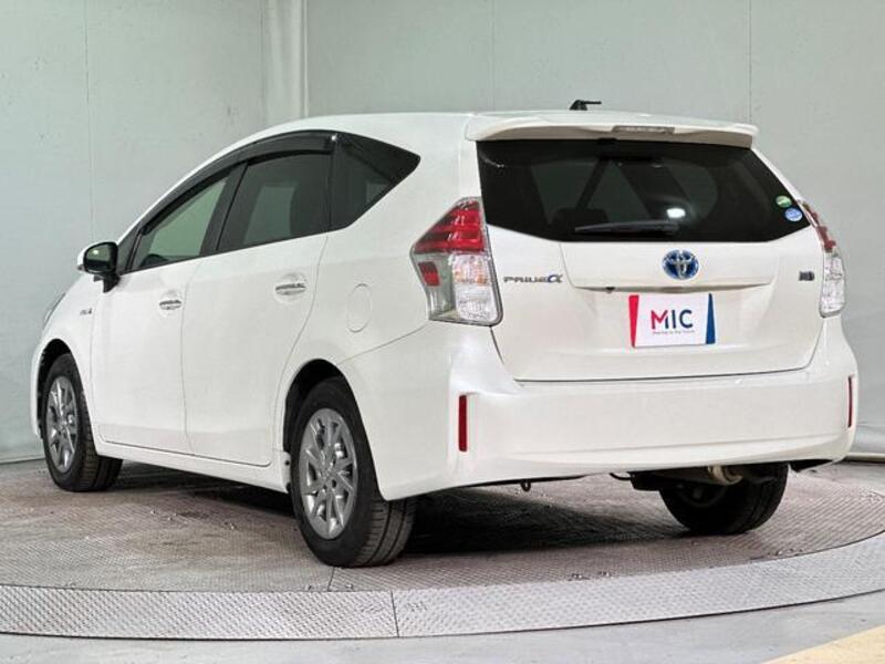 PRIUS ALPHA