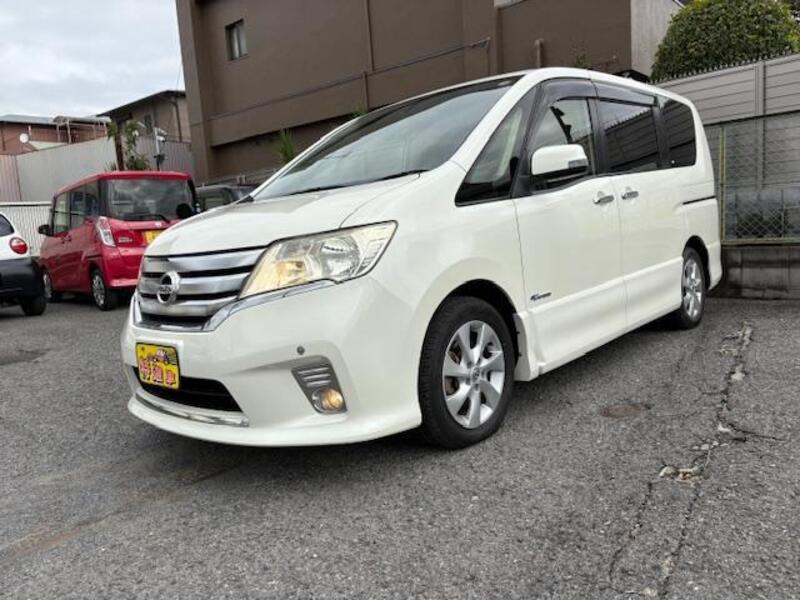 NISSAN SERENA