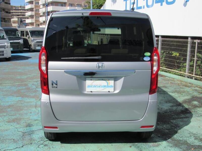 N BOX