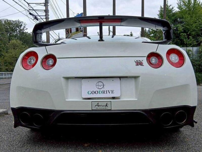 GT-R