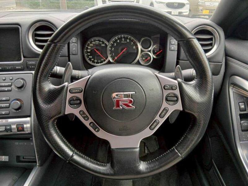 GT-R