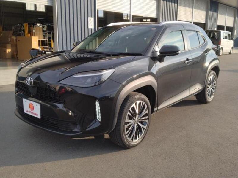 YARIS CROSS