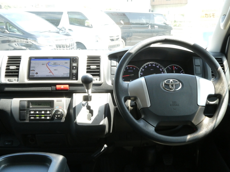 HIACE VAN