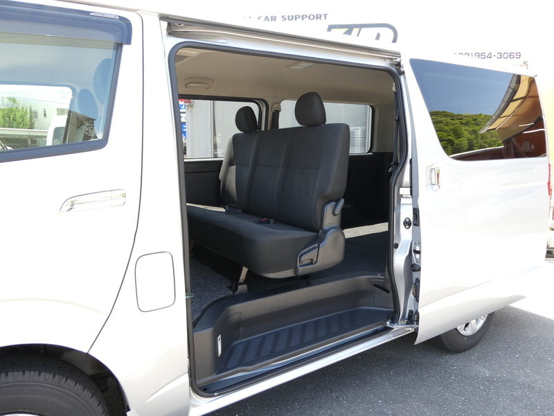 HIACE VAN