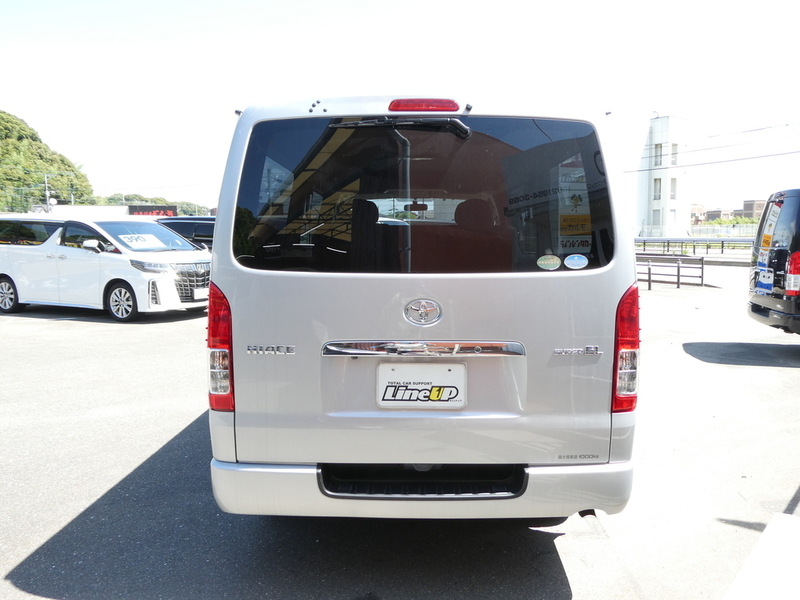 HIACE VAN