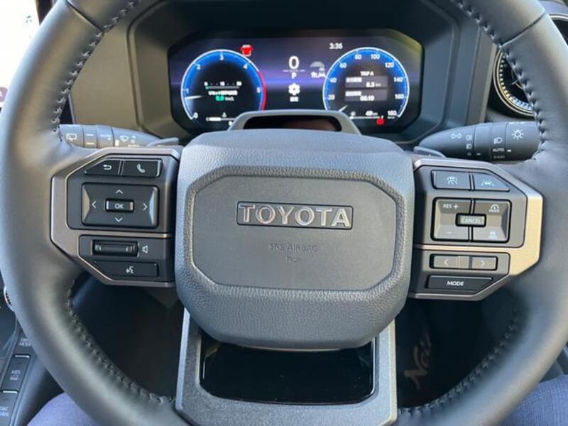 LAND CRUISER 250