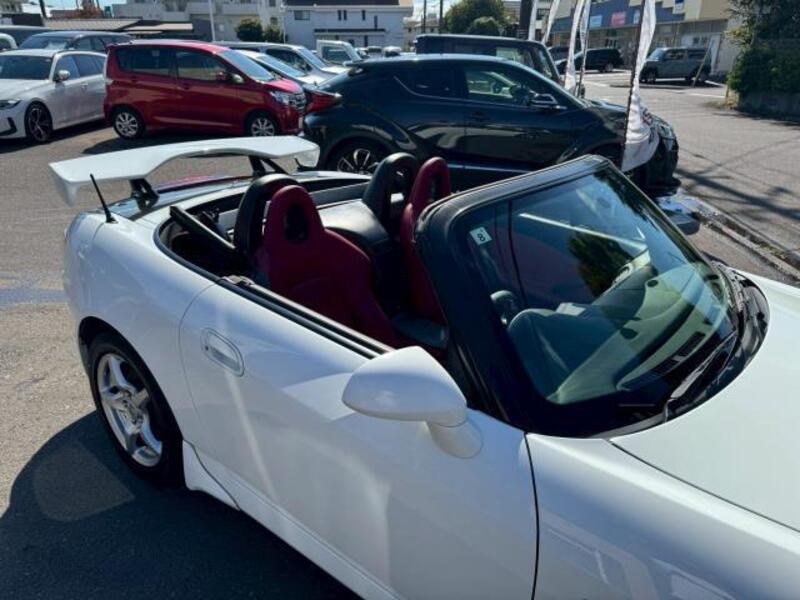 S2000
