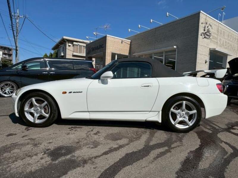 S2000