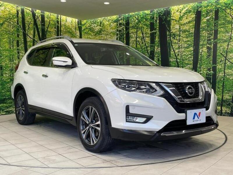 X-TRAIL